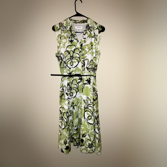 Josephine Studio Button Up Sleeveless Floral Dress - Picture 1 of 5